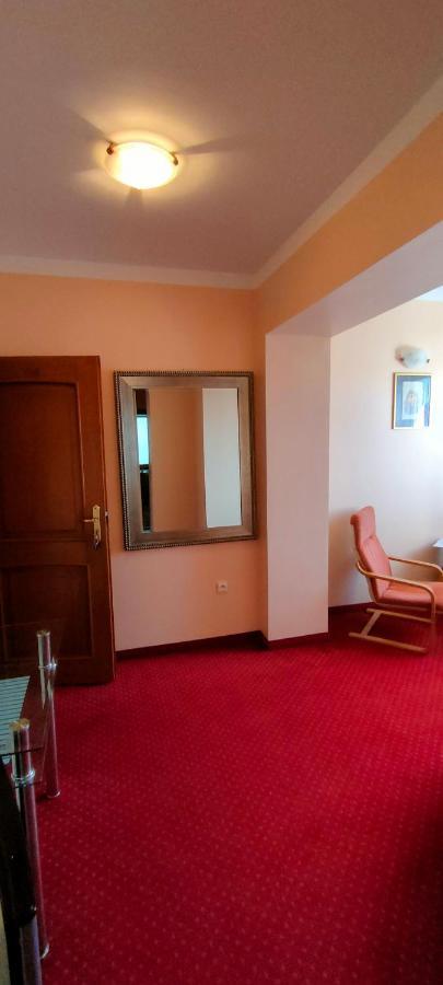 Bed and Breakfast Delfin Mielno  Esterno foto