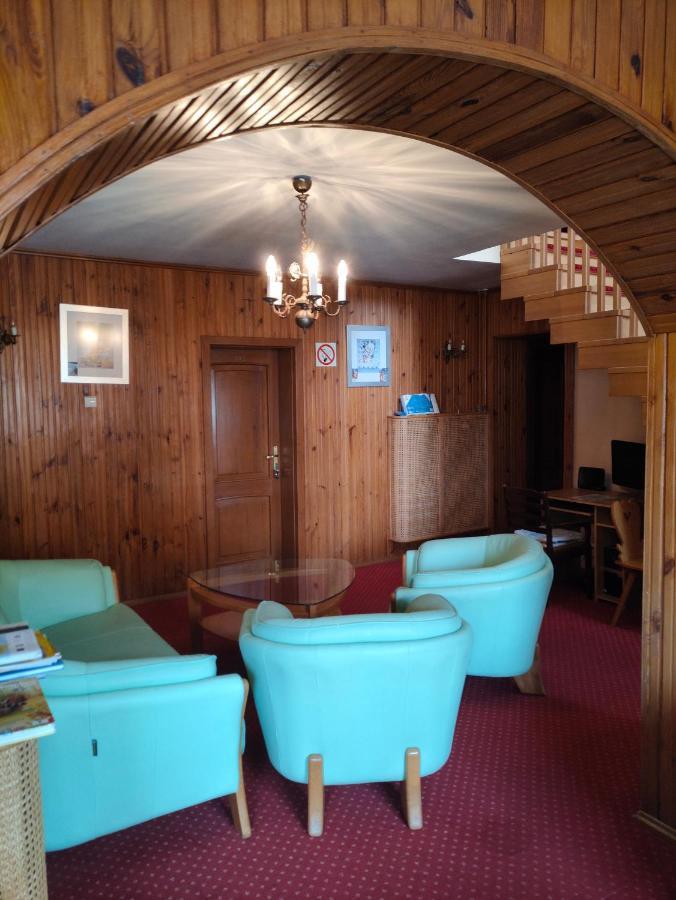 Bed and Breakfast Delfin Mielno  Esterno foto