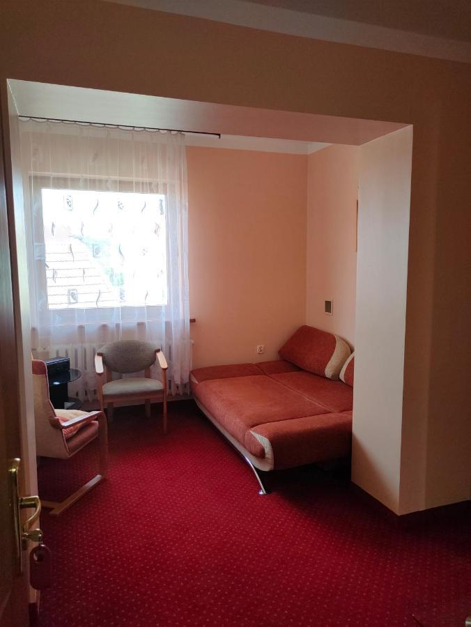 Bed and Breakfast Delfin Mielno  Esterno foto