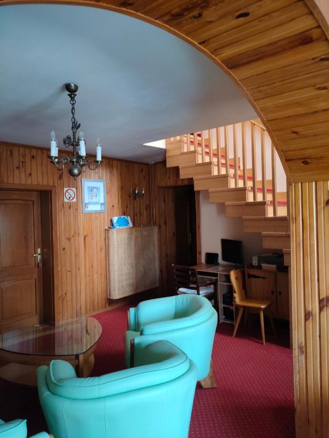 Bed and Breakfast Delfin Mielno  Esterno foto